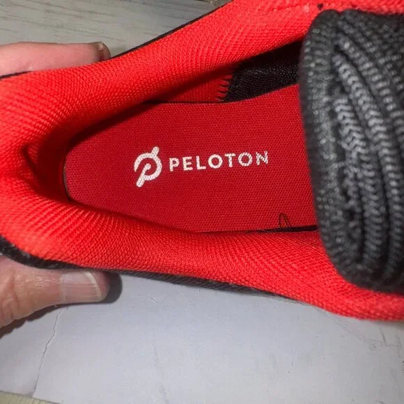 Peloton Altos Black Unisex Shoes Men's Size: 6.5 ~ Women's Size: 8 Barely Worn - Picture 9 of 10